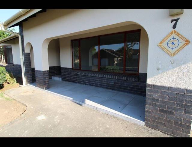 3 BEDROOM TOWNHOUSE TO LET IN HAYFIELDS